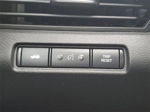 Used 2021 Nissan Altima 2.5 SR w/ SR Premium Package image 27