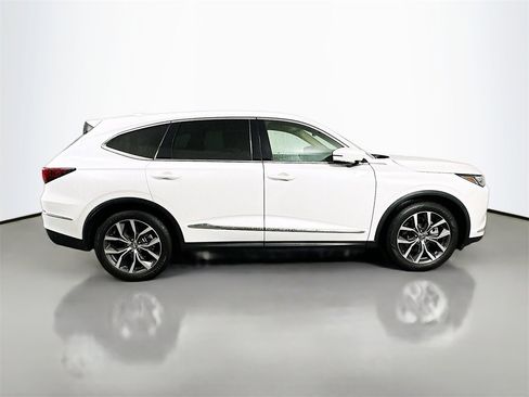 Used 2022 Acura MDX SH-AWD w/ Technology Package image 7