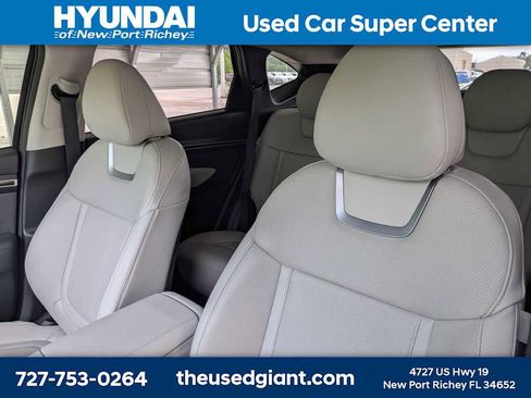 Certified 2024 Hyundai Tucson Limited FWD image 7