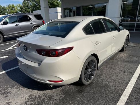 Used 2024 MAZDA MAZDA3 s FWD image 6