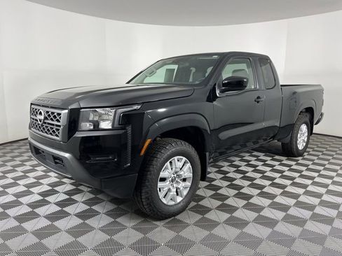 Used 2023 Nissan Frontier SV w/ Technology Package image 5