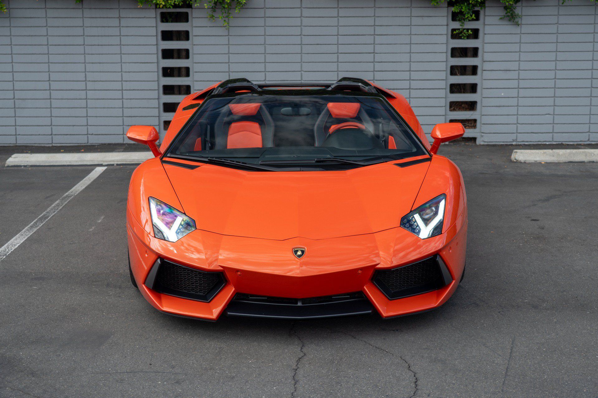 Used 2014 Lamborghini Aventador LP 700-4 AWD/4WD image 2