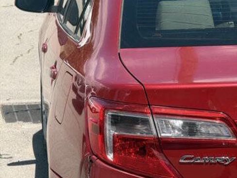 Used 2014 Toyota Camry LE FWD image 20