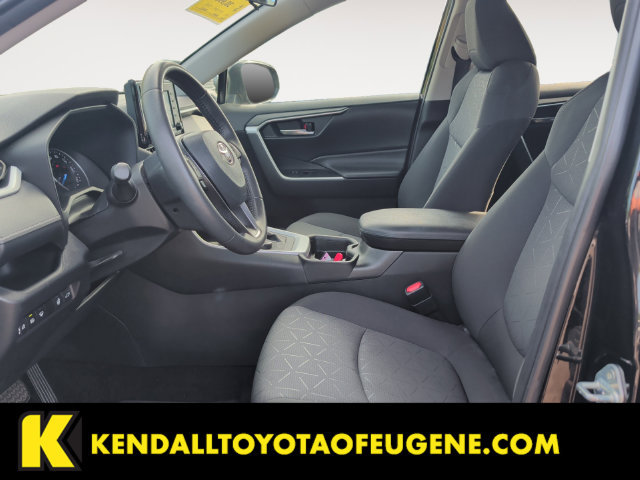 Used 2021 Toyota RAV4 XLE w/ Convenience Package AWD/4WD image 11