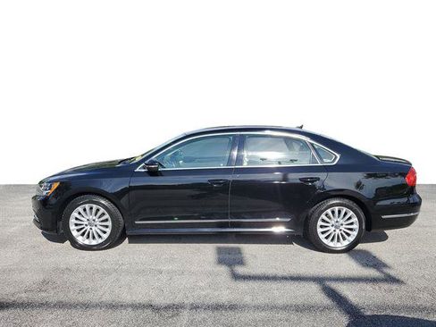 Used 2016 Volkswagen Passat 1.8T SE FWD image 17