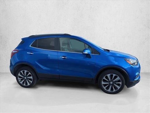 Used 2018 Buick Encore Essence image 4