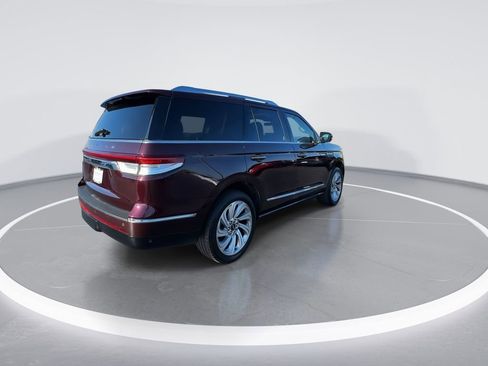 Used 2024 Lincoln Navigator Reserve w/ Equipment Group 201A image 8