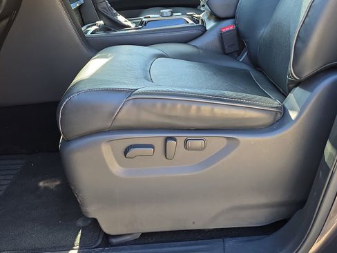 Used 2024 INFINITI QX80 Luxe image 28