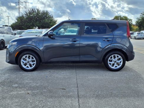 Used 2022 Kia Soul LX w/ Technology Package FWD image 22