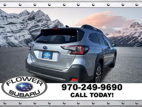 Certified 2025 Subaru Outback Premium w/ Popular Package #1A AWD/4WD image 7