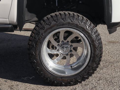 Used 2024 GMC Sierra 2500 Denali Ultimate image 48