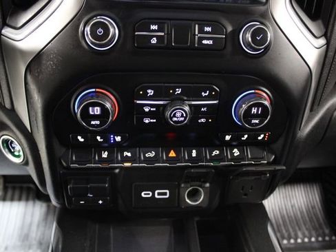 Used 2020 Chevrolet Silverado 2500 LTZ w/ LTZ Premium Package image 34