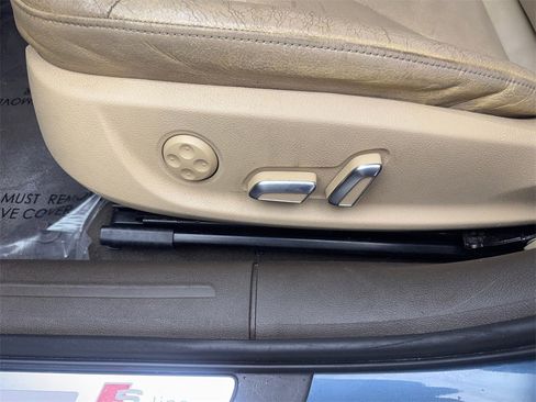 Used 2016 Audi A4 2.0T Premium w/ Convenience Plus Package image 19