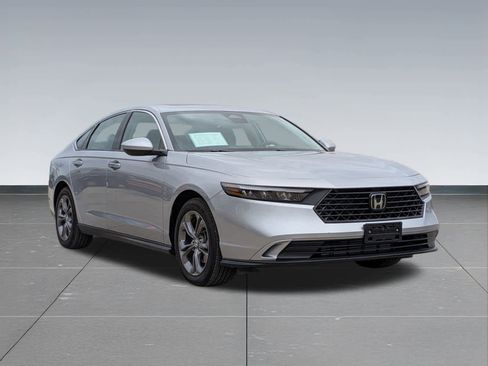 Certified 2023 Honda Accord EX image 8