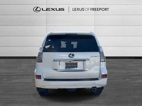 Certified 2022 Lexus GX 460 Premium w/ Premium Plus Package AWD/4WD image 6