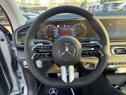 New 2026 Mercedes-Benz GLS 450 4MATIC image 25