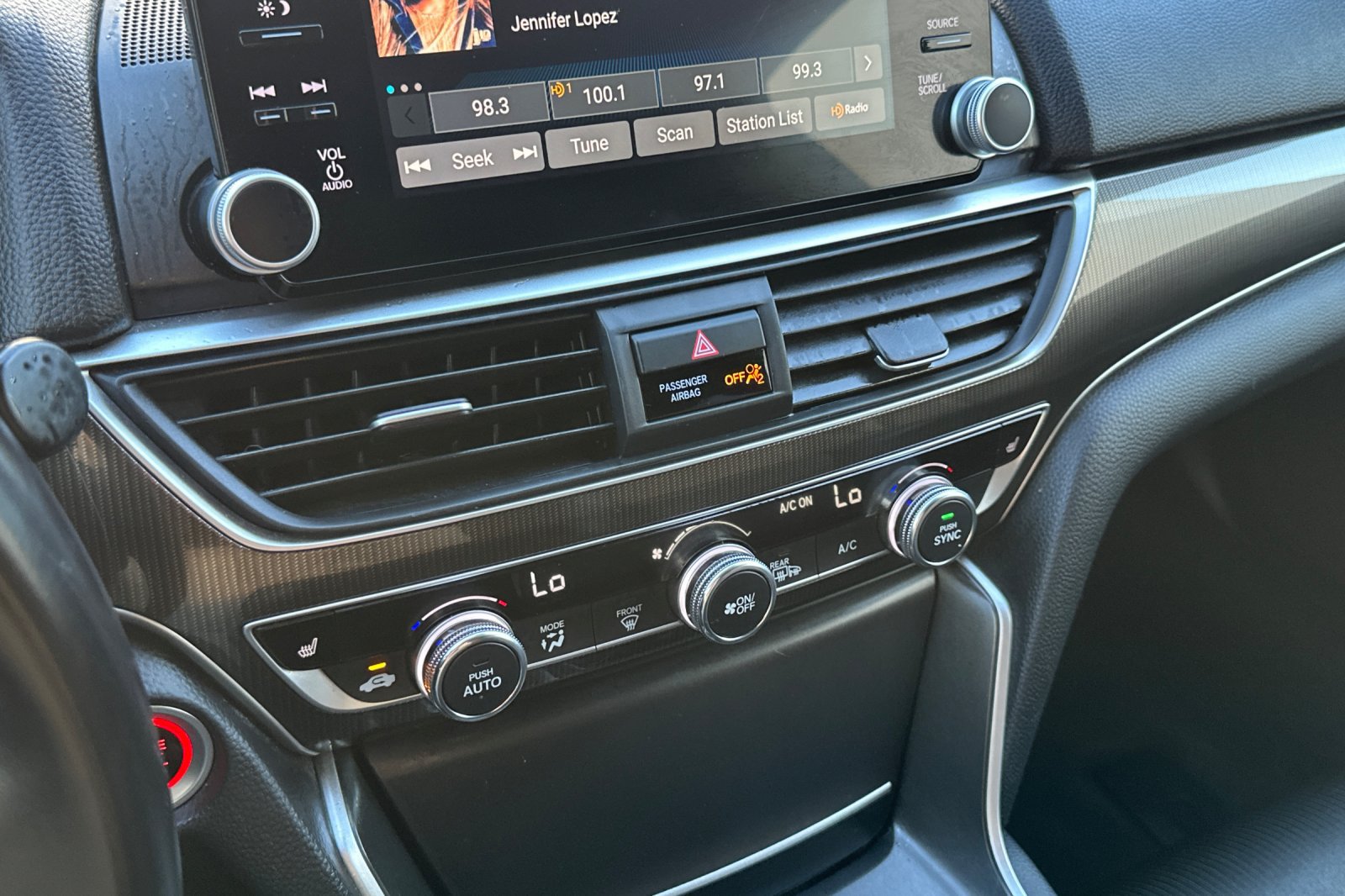 Used 2019 Honda Accord Sport image 30