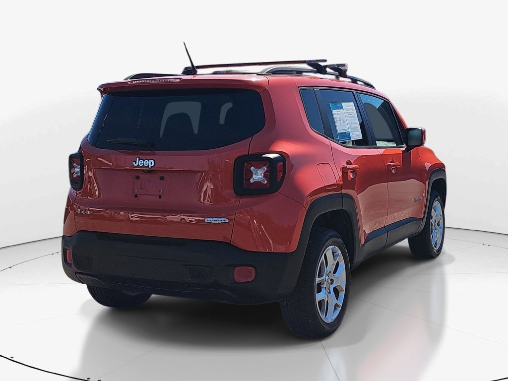 Used 2016 Jeep Renegade Latitude AWD/4WD image 6