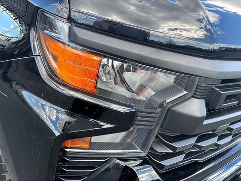 Used 2024 Chevrolet Silverado 1500 Custom w/ Turbomax Blackout Package image 27