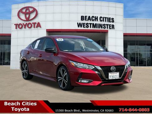 Used 2023 Nissan Sentra SR w/ Trunk Package FWD image 2