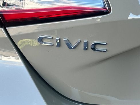 Used 2025 Honda Civic Sport image 26