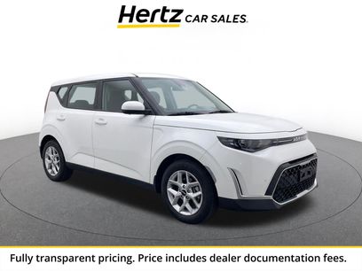 Used 2025 Kia Soul LX w/ LX Technology Package