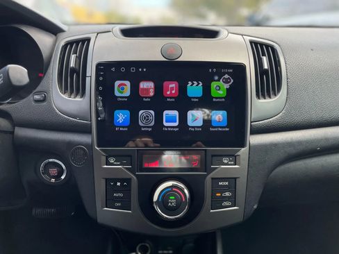 Used 2013 Kia Forte Koup EX w/ Tech Pkg image 20