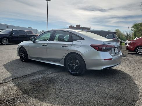 Used 2026 Honda Civic Sport image 4