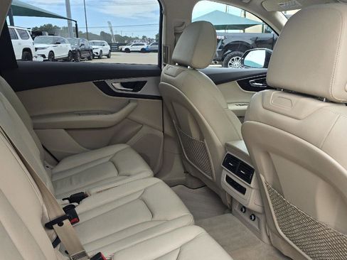 Used 2019 Audi Q7 2.0T Premium AWD/4WD image 9