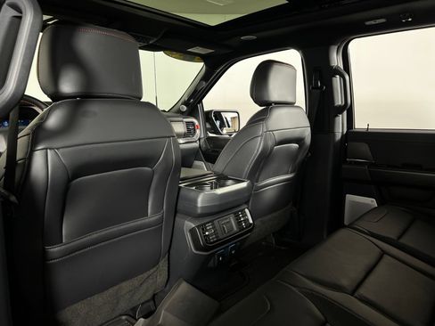 Used 2025 Ford F150 Raptor AWD/4WD image 27