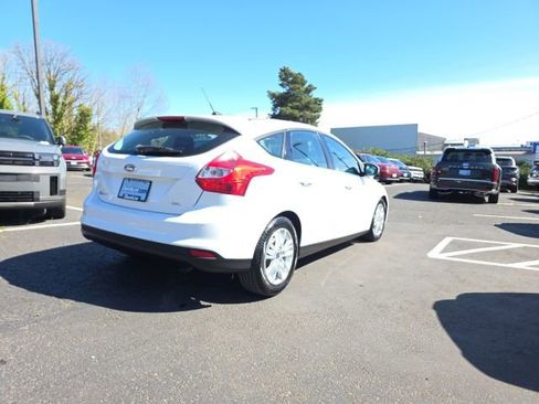 Used 2012 Ford Focus SEL FWD image 5