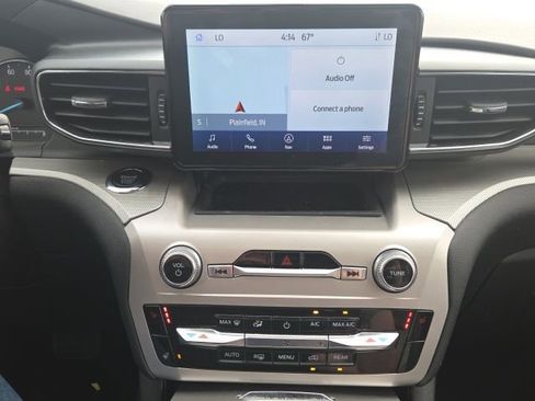 Used 2023 Ford Explorer XLT w/ Equipment Group 202A image 30