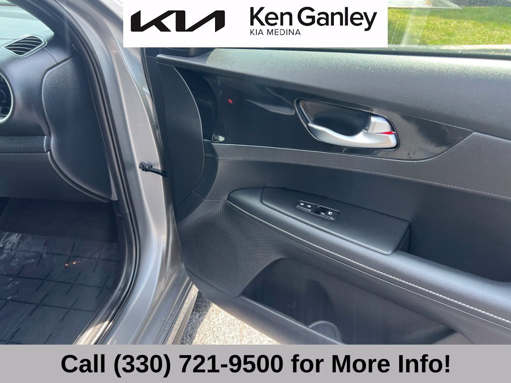 Certified 2023 Kia Forte GT-Line w/ GT-Line Technology Package FWD image 52