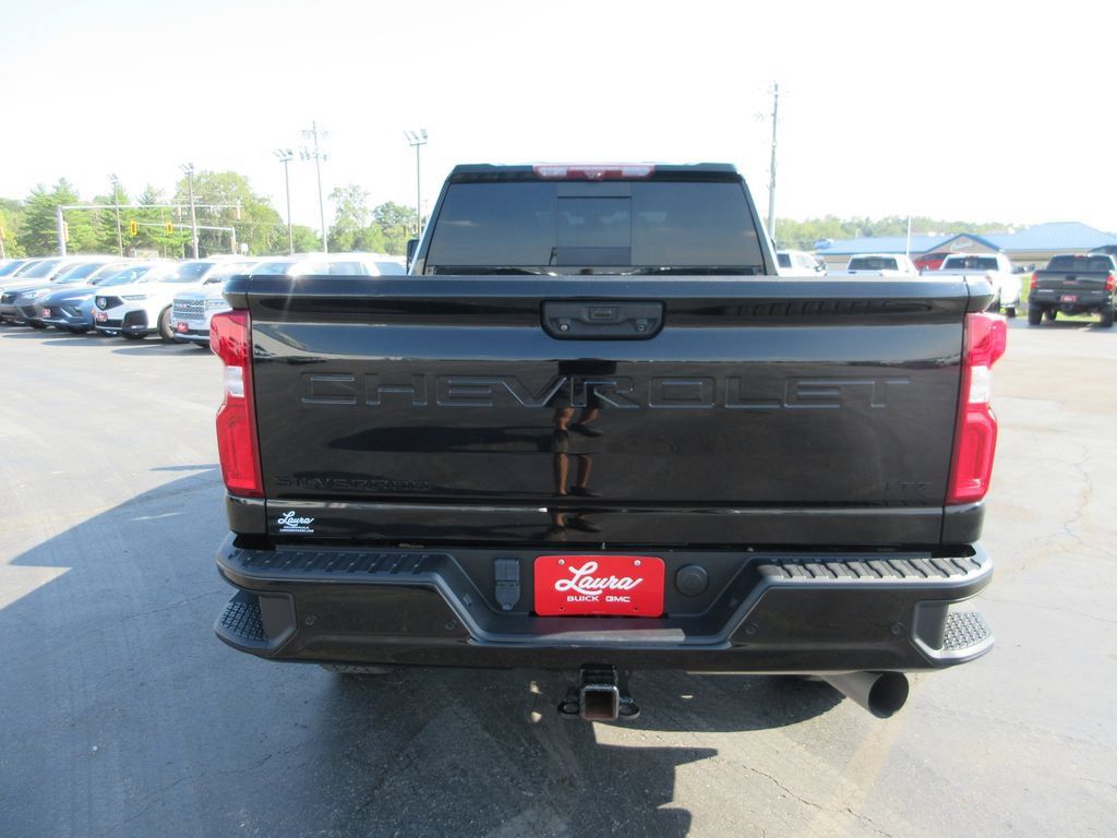 Certified 2022 Chevrolet Silverado 2500 LTZ w/ LTZ Plus Package AWD/4WD image 6