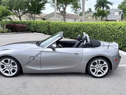 Used 2003 BMW Z4 3.0i RWD image 3