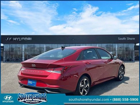 Certified 2023 Hyundai Elantra SEL w/ Convenience Package FWD image 6