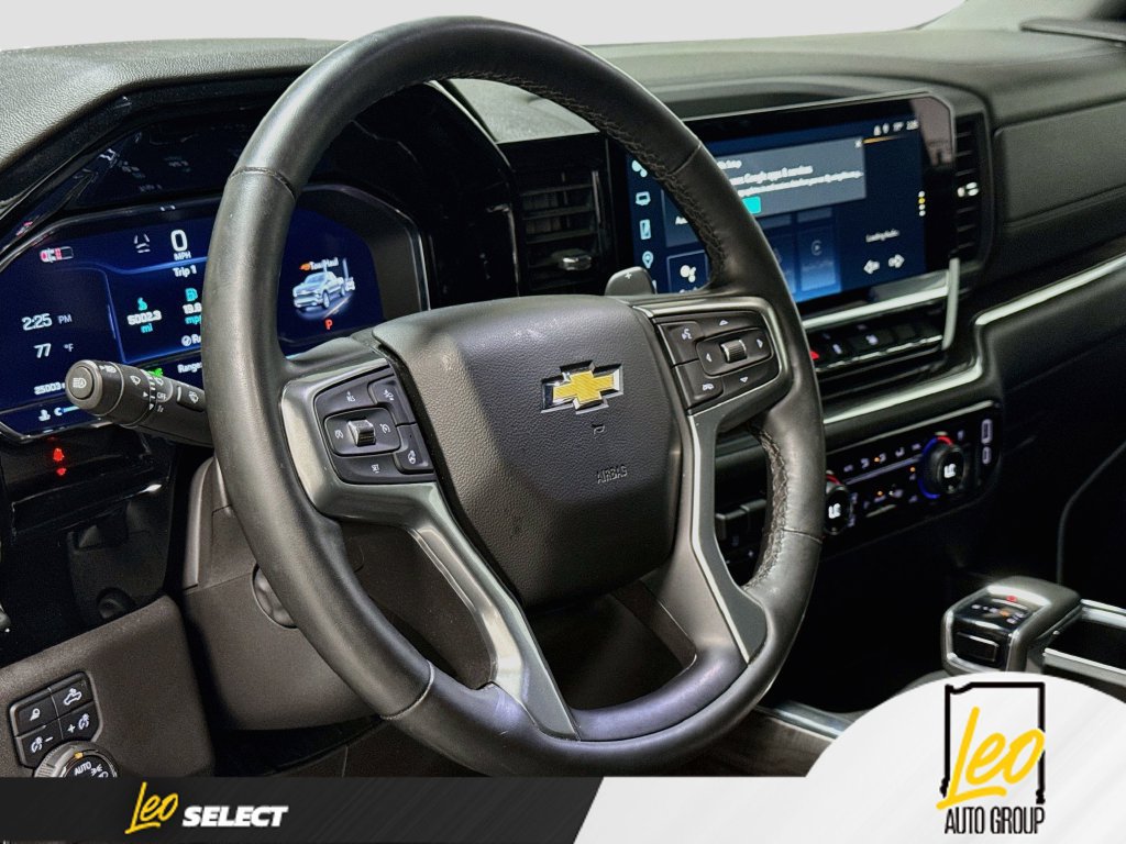 Used 2024 Chevrolet Silverado 1500 LTZ w/ Technology Package AWD/4WD image 14