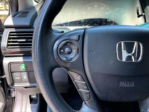 Used 2015 Honda Accord EX-L image 9