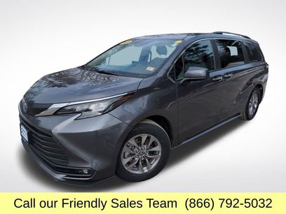 Used 2025 Toyota Sienna XLE