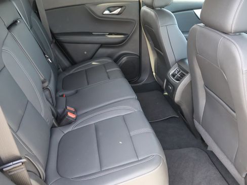 Used 2023 Chevrolet Blazer LT image 14