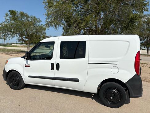 Used 2017 RAM ProMaster City Tradesman w/ Rear Back-up Camera Group FWD image 4