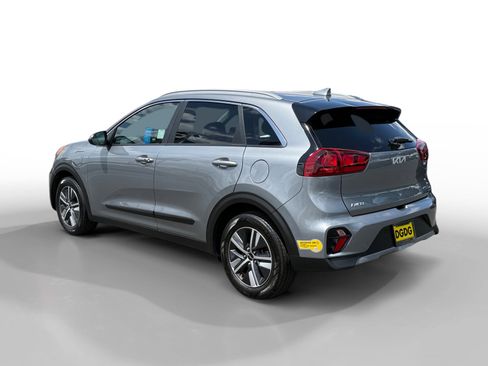 Used 2022 Kia Niro LXS FWD image 3