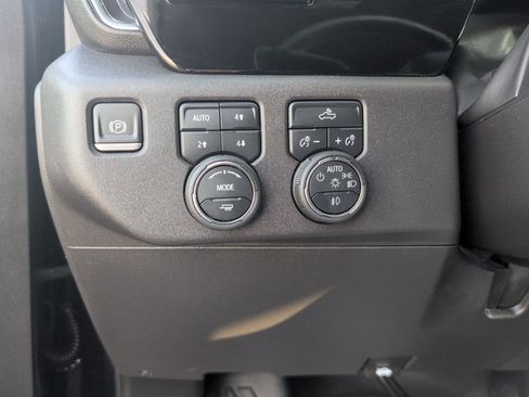 Used 2024 Chevrolet Silverado 1500 LT Trail Boss w/ Protection Package image 25