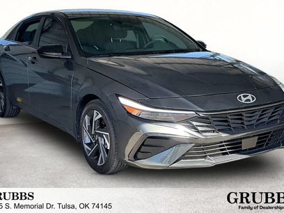 Used 2025 Hyundai Elantra Sport