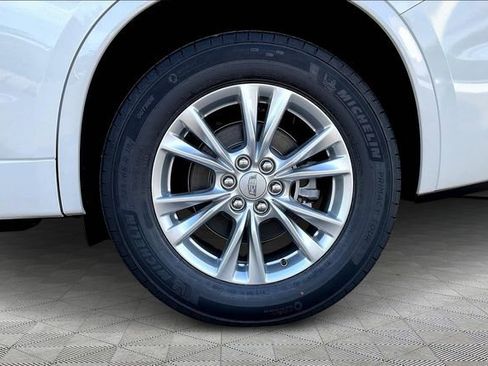 New 2025 Cadillac XT6 Luxury image 13