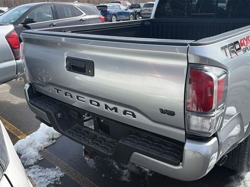 Used 2023 Toyota Tacoma TRD Sport w/ Black Out Package (TMS) image 8