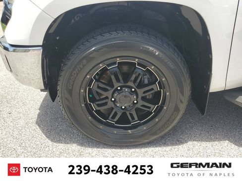 Used 2016 Toyota Tundra SR5 w/ SR5 Upgrade Package RWD image 14