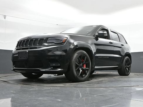 Used 2020 Jeep Grand Cherokee SRT w/ Trailer Tow Group IV AWD/4WD image 49