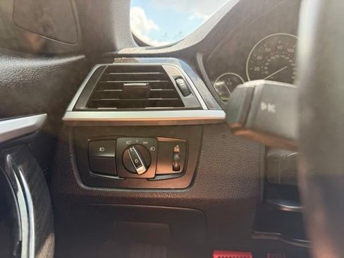 Used 2018 BMW 430i Convertible RWD image 18