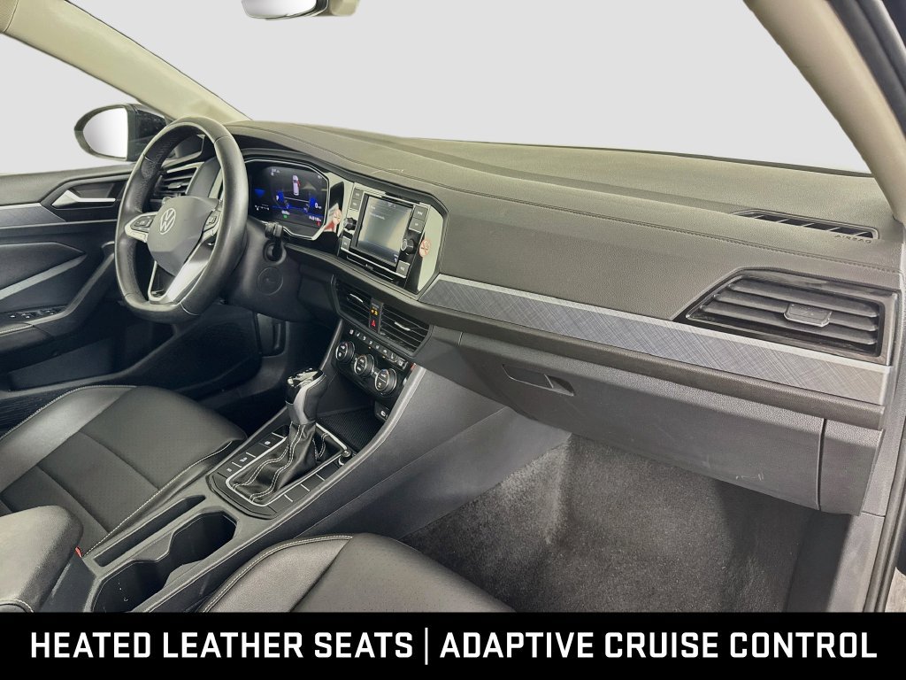 Used 2024 Volkswagen Jetta SE FWD image 28
